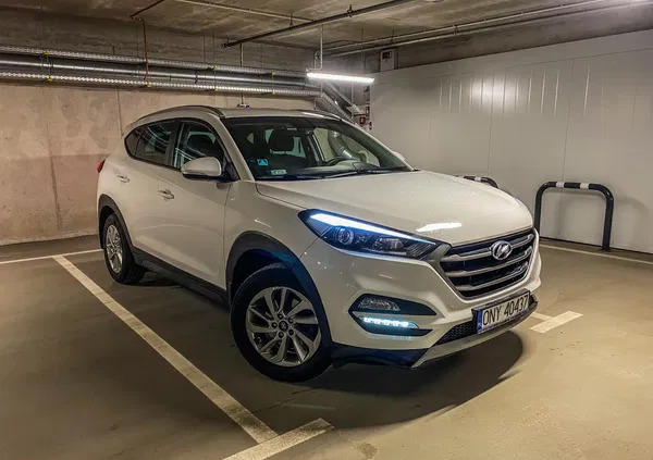 hyundai tucson Hyundai Tucson cena 61999 przebieg: 198900, rok produkcji 2017 z Nysa